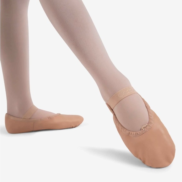 Capezio Other - New Capezio Daisy Pink Leather Ballet Shoes Little Girl Sz 10 Narrow